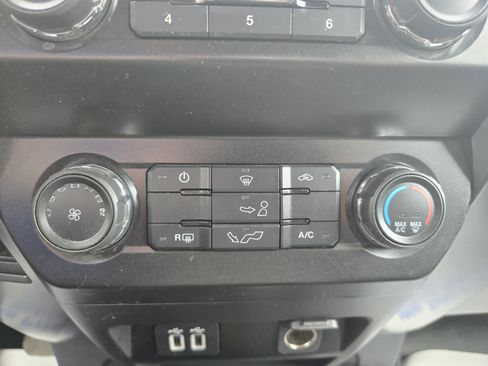 Used 2019 Ford F150 XLT w/ Equipment Group 301A Mid AWD/4WD image 31