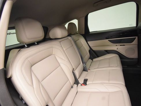 Used 2024 Lincoln Nautilus Premier AWD/4WD image 24