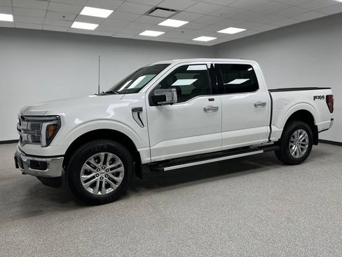 Used 2025 Ford F150 Lariat w/ Equipment Group 502A High AWD/4WD image 6