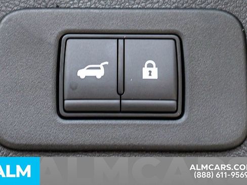 Certified 2025 Nissan Murano SV image 46