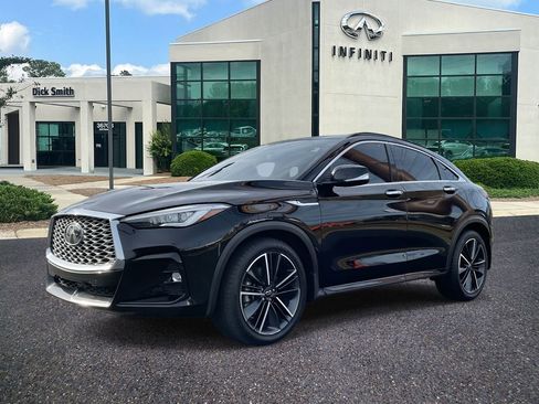 Used 2023 INFINITI QX55 Essential image 3