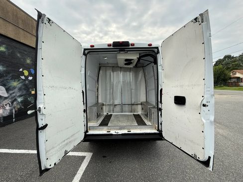 Used 2019 RAM ProMaster 2500 FWD image 8