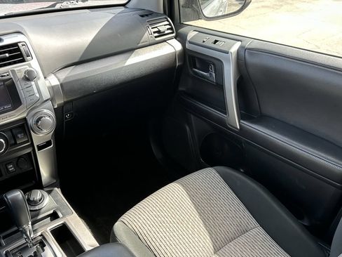 Used 2019 Toyota 4Runner SR5 AWD/4WD image 16