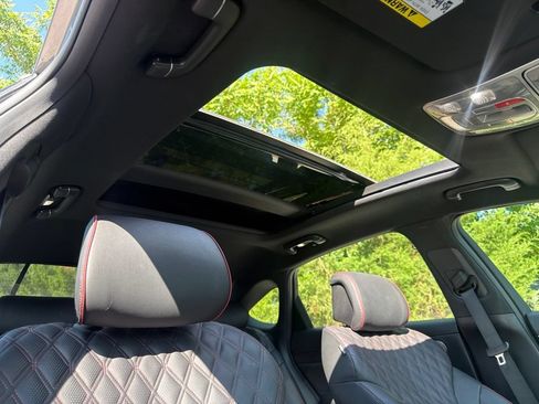 Used 2024 Genesis G80 2.5T w/ Sport Prestige Package AWD/4WD image 35