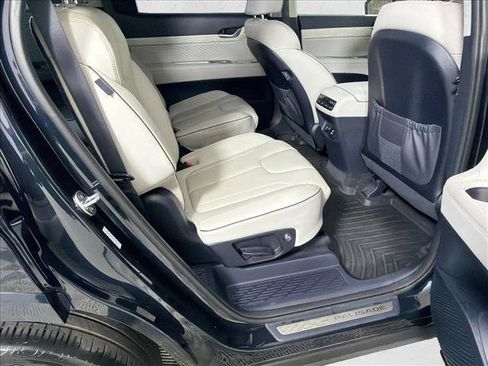 Used 2023 Hyundai Palisade Calligraphy AWD/4WD image 17