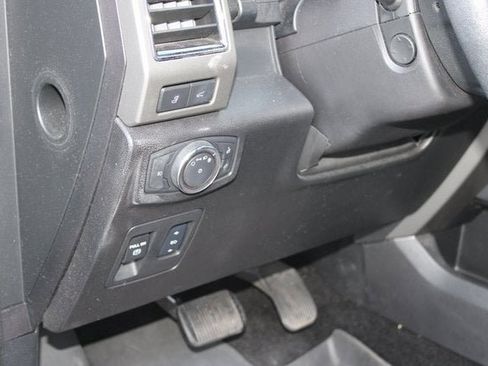 Used 2018 Ford Expedition XLT w/ Equipment Group 202A image 25