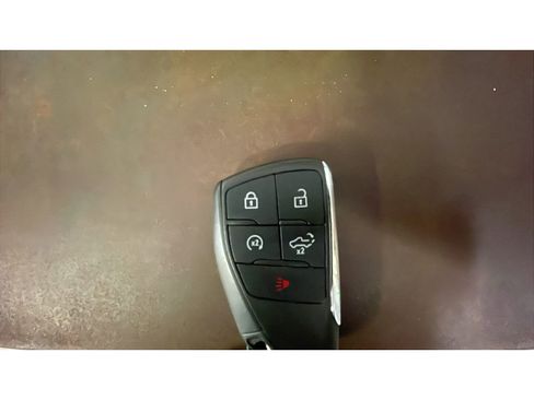 Used 2024 GMC Sierra 1500 Denali w/ Technology Package image 17