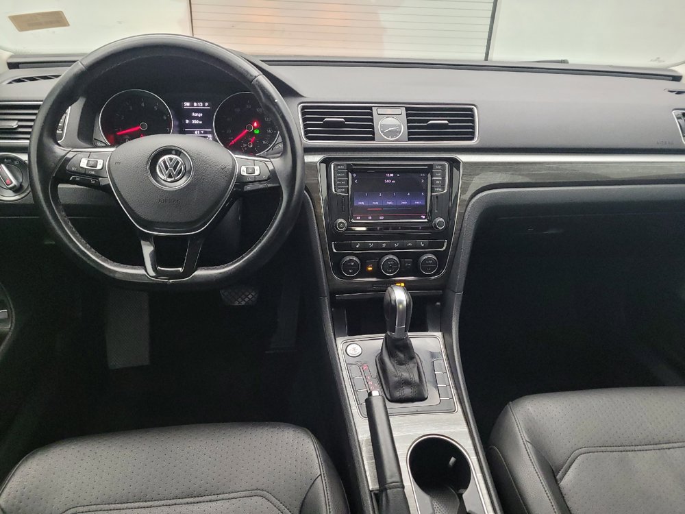 Used 2016 Volkswagen Passat 1.8T SE FWD image 22