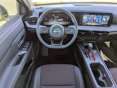 New 2026 Nissan Kicks SR image 14