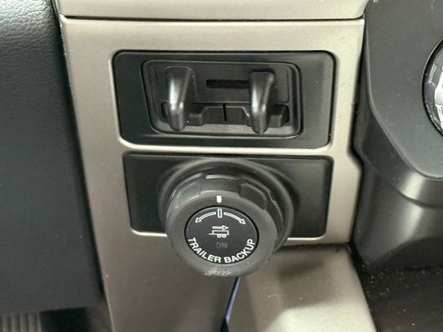 Used 2022 Ford F250 Lariat w/ Black Appearance Package AWD/4WD image 21