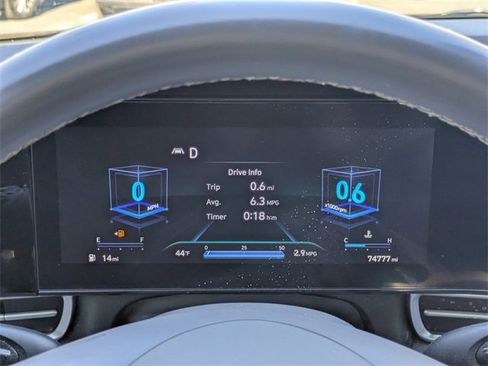 Used 2023 Hyundai Elantra SEL w/ Convenience Package image 26