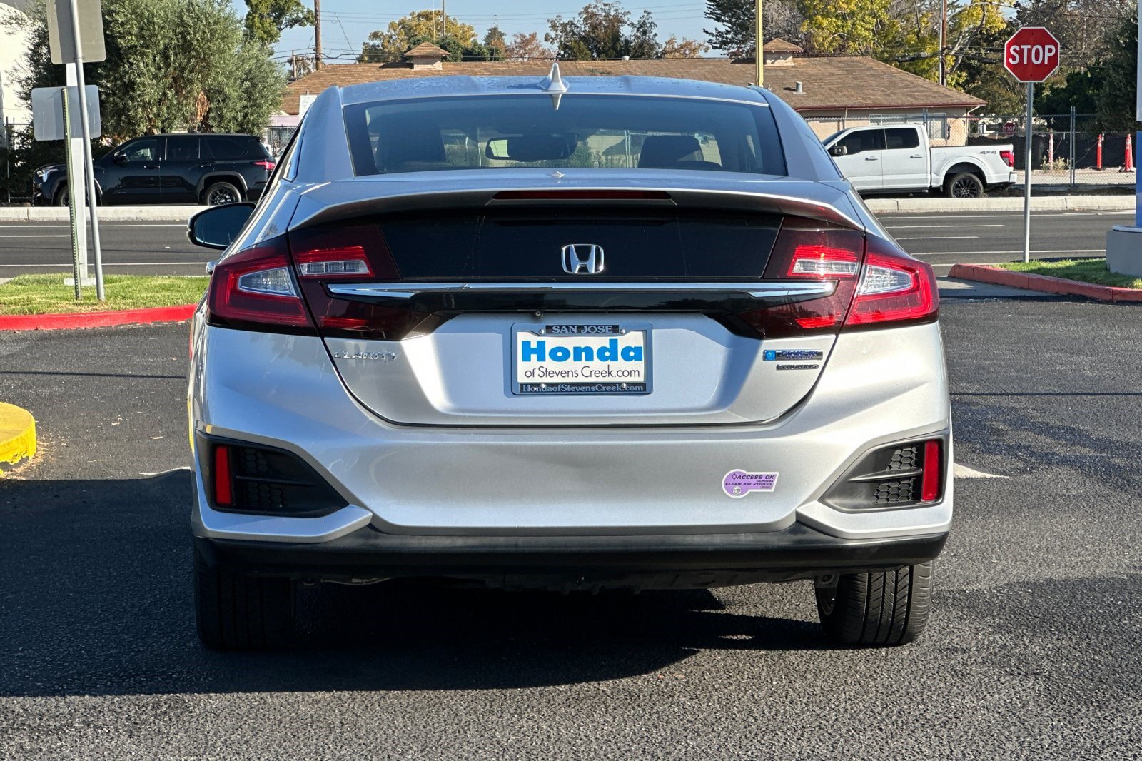 Used 2018 Honda Clarity Touring image 10