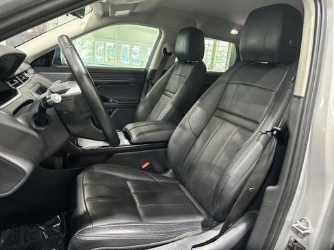 Used 2020 Land Rover Range Rover Evoque S AWD/4WD image 5