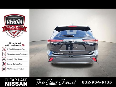 Used 2023 Toyota Highlander XLE FWD image 6