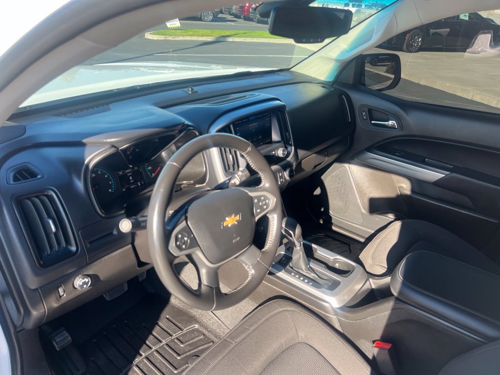 Used 2022 Chevrolet Colorado LT w/ Chrome Appearance Package RWD image 20