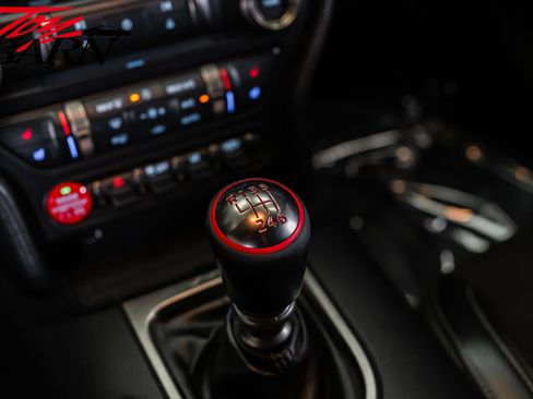 Used 2016 Ford Mustang Shelby GT350 w/ Technology Package RWD image 38