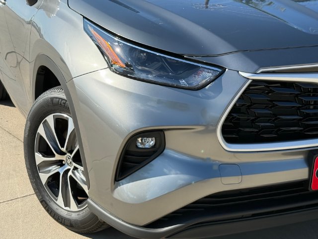 Used 2026 Toyota Highlander XLE AWD/4WD image 6
