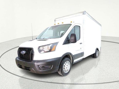 Used 2023 Ford Transit 350 DRW image 3