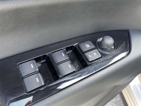 Used 2025 MAZDA CX-5 AWD 2.5 S w/ Select Package image 16