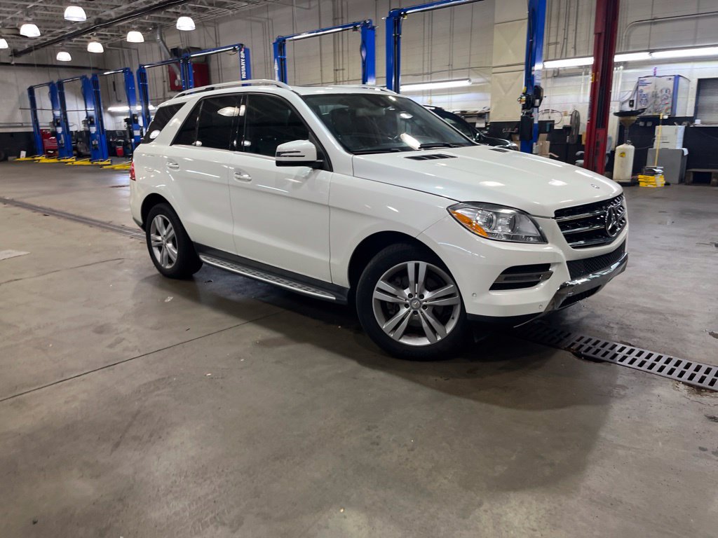 Used 2015 Mercedes-Benz ML 350 4MATIC image 4