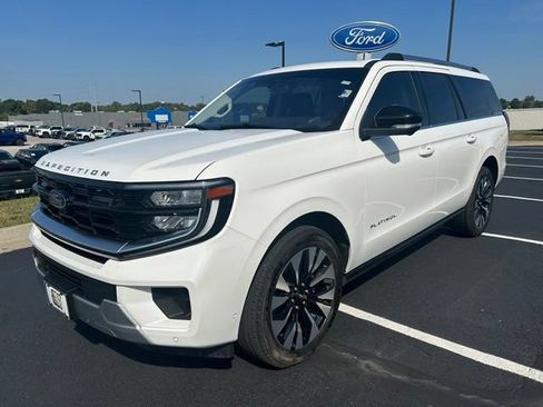 Used 2025 Ford Expedition Max Platinum w/ Driver's Package AWD/4WD image 6