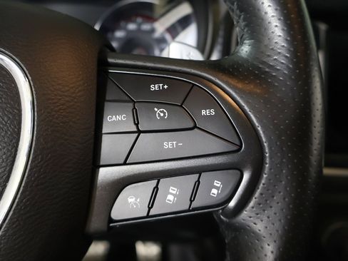 Used 2018 Dodge Charger R/T image 49