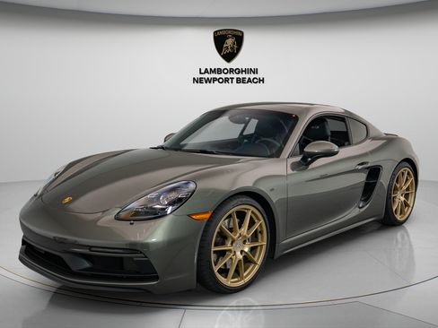 Used 2025 Porsche 718 Cayman GTS RWD image 3