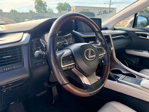 Used 2022 Lexus RX 350L FWD w/ Premium Package image 21