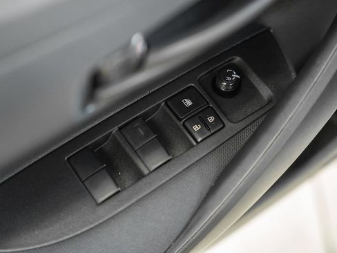 Used 2025 Toyota Corolla LE w/ LE Premium Package FWD image 34
