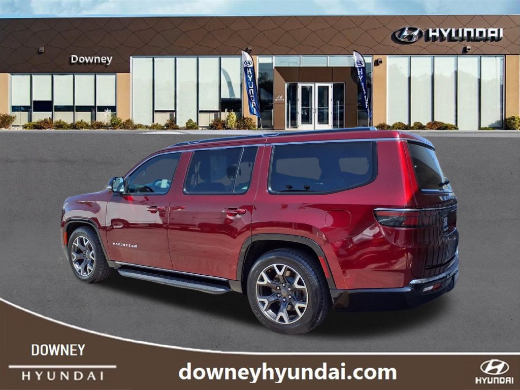 Used 2024 Jeep Wagoneer Series III AWD/4WD image 5
