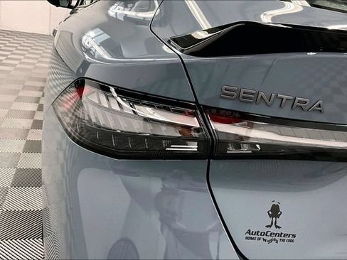 New 2026 Nissan Sentra SR w/ SR Premium Package FWD image 20