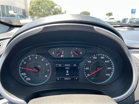 Used 2024 Chevrolet Malibu LT FWD image 13
