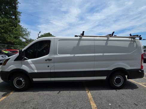 Used 2017 Ford Transit 350 148 Low Roof RWD image 4