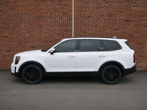 Used 2021 Kia Telluride EX w/ EX Premium Package AWD/4WD image 2