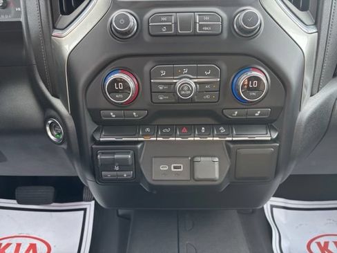Used 2020 Chevrolet Silverado 1500 LT Trail Boss w/ Convenience Package AWD/4WD image 14
