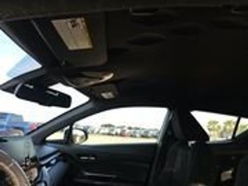 Used 2019 Toyota C-HR XLE image 14