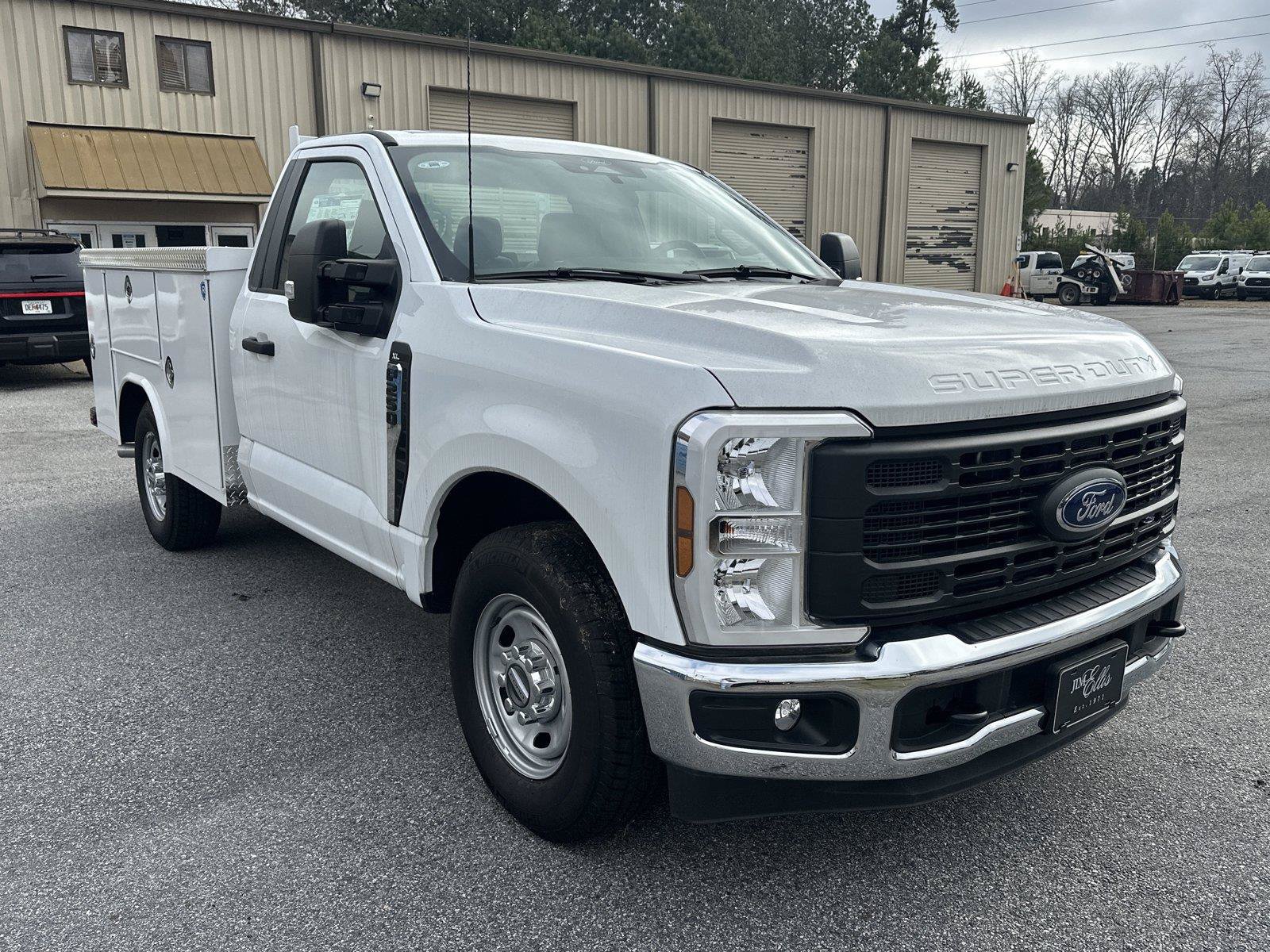 New 2024 Ford F250 XL w/ XL Chrome Package RWD image 1