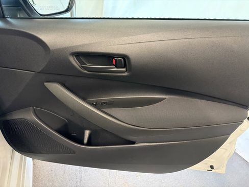 Used 2022 Toyota Corolla LE image 24