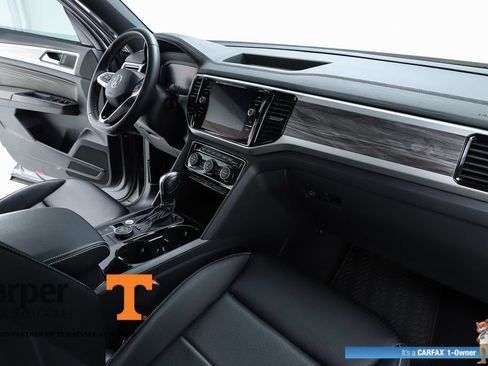 Used 2023 Volkswagen Atlas Cross Sport SE w/ Panoramic Sunroof Package AWD/4WD image 33