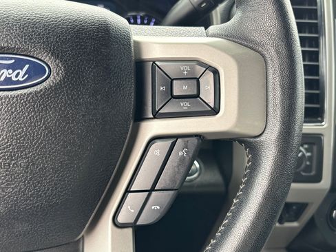 Used 2019 Ford F250 Lariat w/ Lariat Ultimate Package image 18