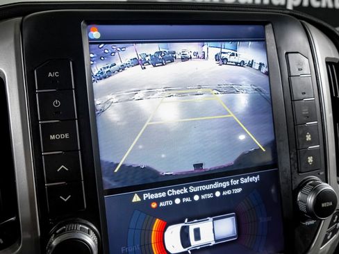 Used 2018 GMC Sierra 3500 Denali w/ Duramax Plus Package image 21