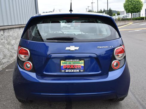 Used 2013 Chevrolet Sonic LT w/ Wheels and Fog Lamp Package FWD image 6