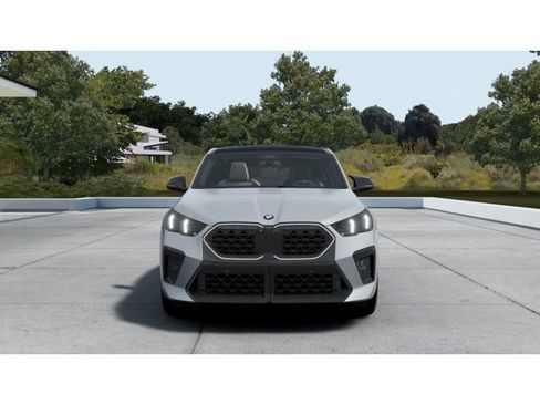 New 2026 BMW X2 xDrive28i w/ Technology Package image 3