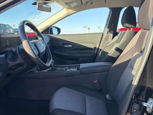 Used 2026 Nissan Sentra SV w/ Floor Mat Package FWD image 9