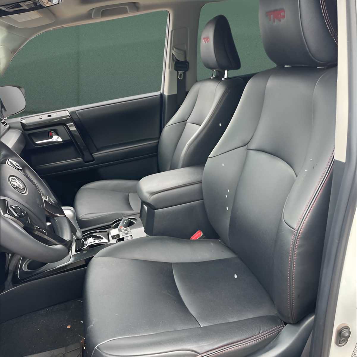 Used 2021 Toyota 4Runner TRD Off-Road Premium w/ Moonroof Package AWD/4WD image 4