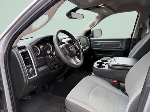 Used 2023 RAM 1500 Classic SLT w/ Protection Group AWD/4WD image 4