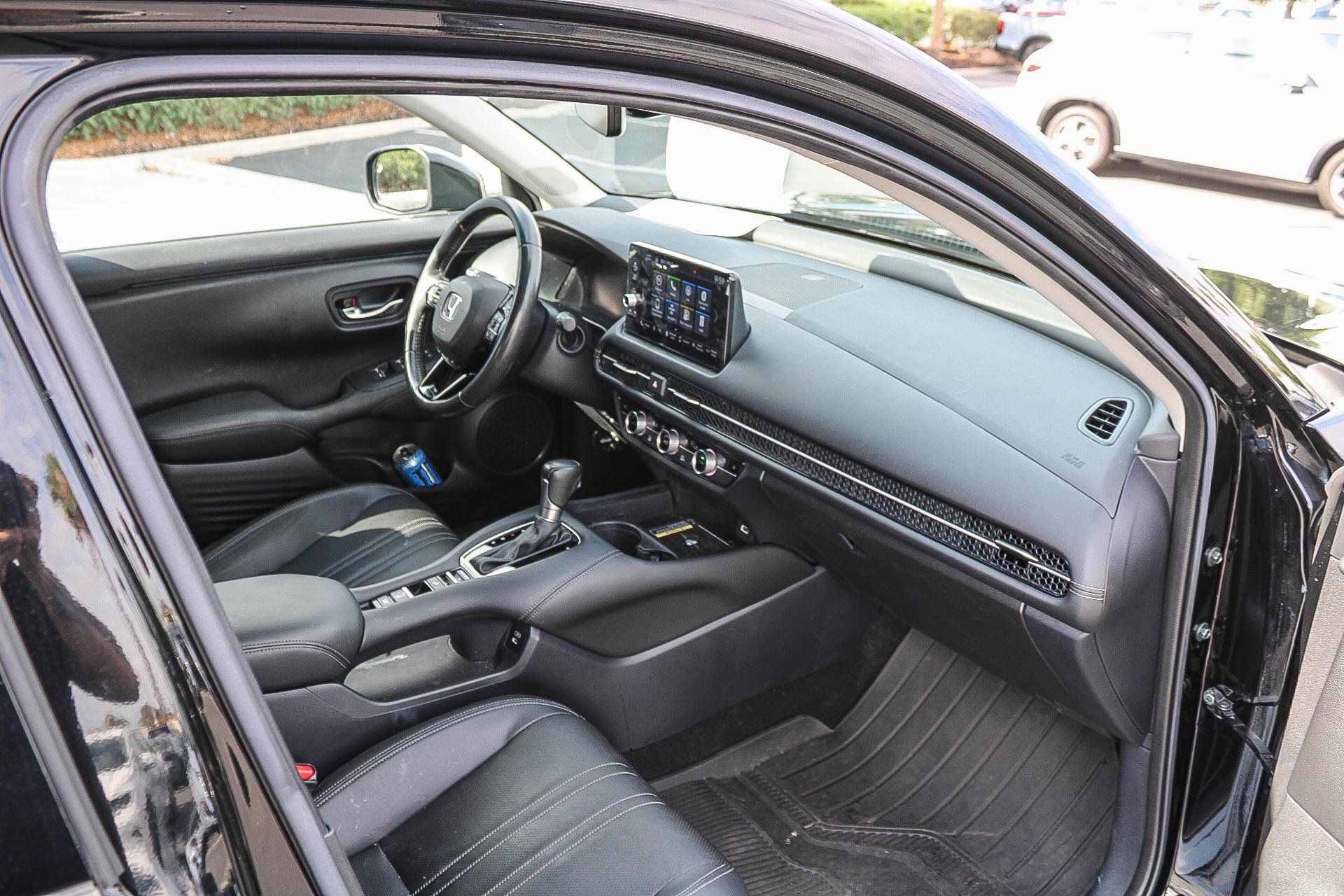 Used 2024 Honda HR-V EX-L image 18