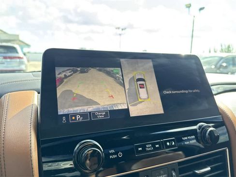 Used 2023 INFINITI QX80 Sensory w/ Cargo Package image 19