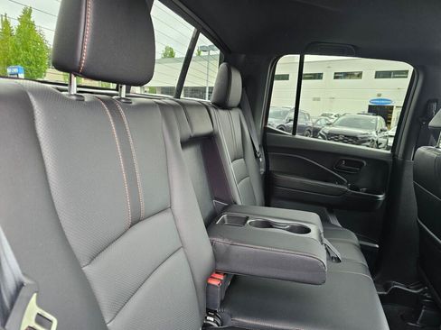 Used 2025 Honda Ridgeline TrailSport+ image 12