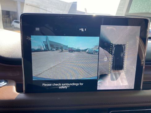 Used 2020 Lincoln Aviator Reserve w/ Equipment Group 202A image 25